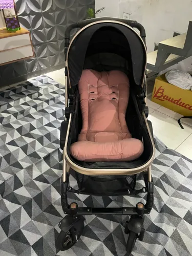 Carrinho de bebê 
