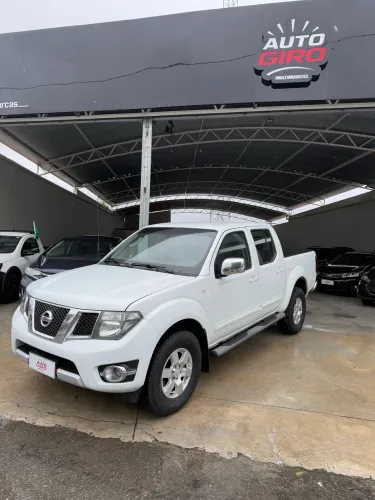 Nissan Frontier Platinum CD 4X4 2.5 TB Diesel 2014