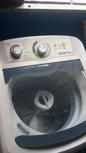 Máquina centrífuga , precisando de reparo , coisa pouca