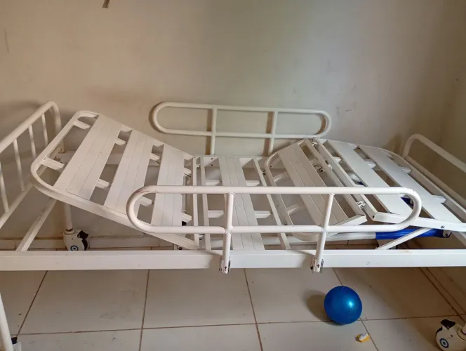 Vendo essa maca *