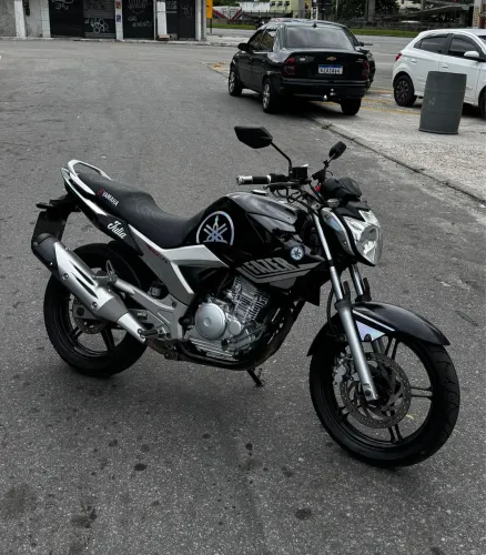 Yamaha Fazer 250 Blueflex 2012/2013.