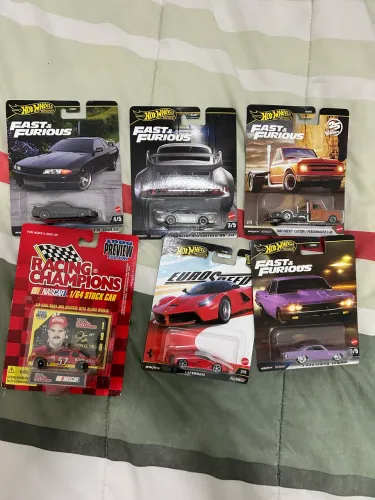 ? Hot Wheels Premium e Colecionáveis Originais - Novos e Lacrados ?