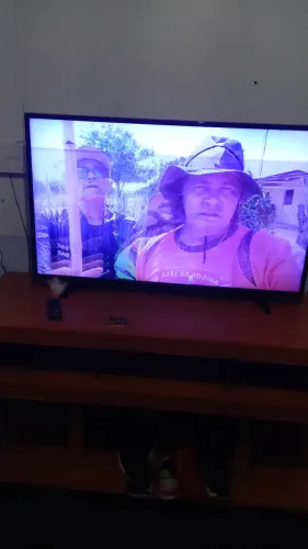 Vendo uma televisão
