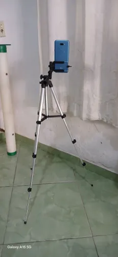 Tripé para filmagem.