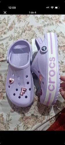 Crocs 36