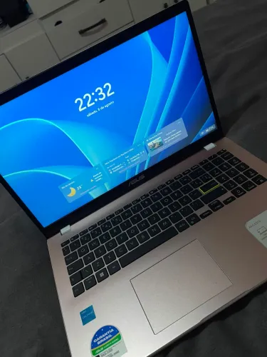 Notebook Asus E510