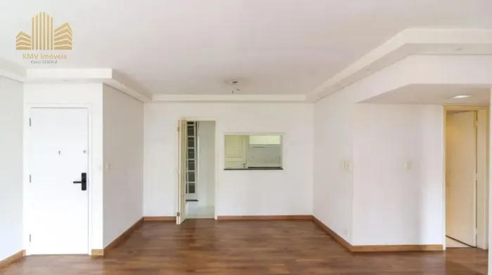 Lindo apartamento amplo com área de lazer completa e sacada!