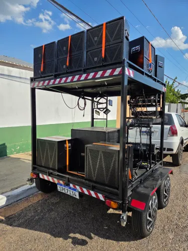 Carreta com Som. Carretinha