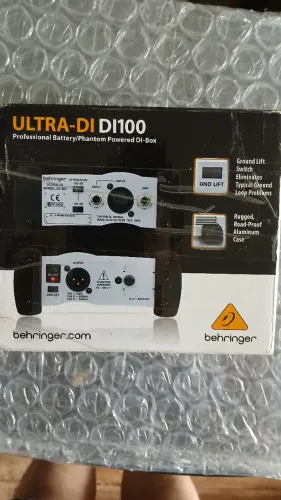 Direct Box Ativo Behringer Ultra-DI DI100 - Profissional