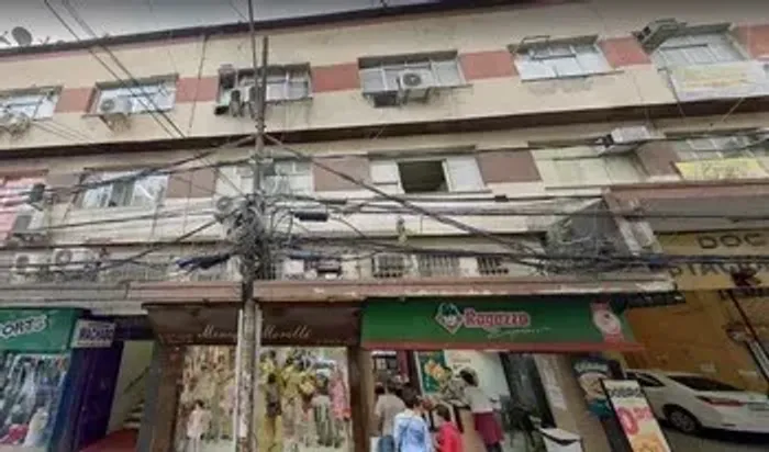 Loja em prédio comercial para locação com 30 metros quadrados em Centro - Duque de Caxias