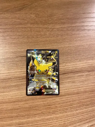 Pikachu ex xy124