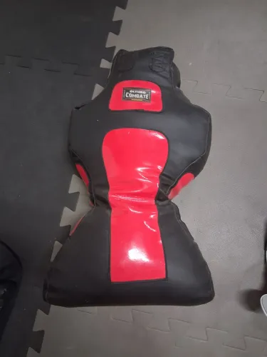 Boneco de treino para jiu-jitsu 