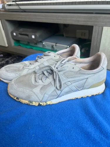 Asics Tiger 41