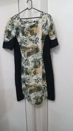Vestido em crepe de ceda GG