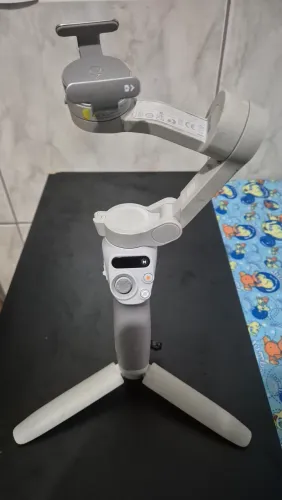 Estabilizador Gimbal Celular Dji