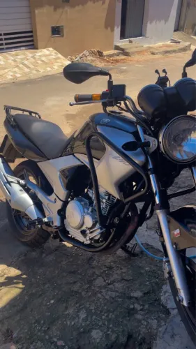 Fazer 250