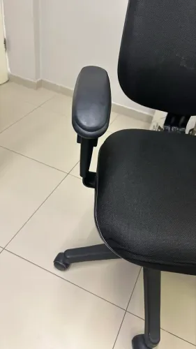 Cadeira de escritório - usada