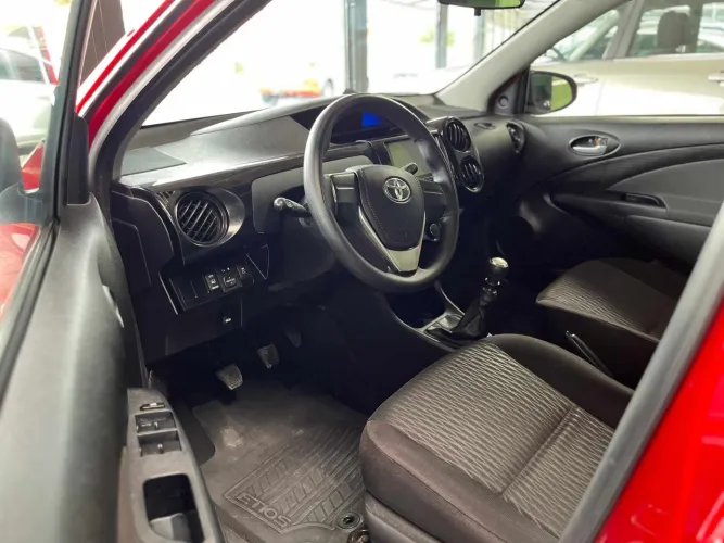 Toyota Etios X 1.3 Flex 16V 5P Mec. 2018