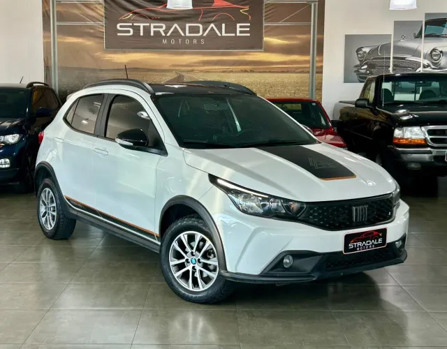 Fiat Argo Trekking 1.8 16V Flex AUT 2025