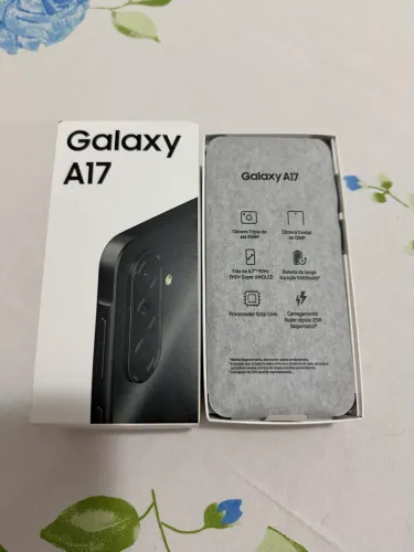 Vendo Samsung a17 novo na caixa com nota fiscal 