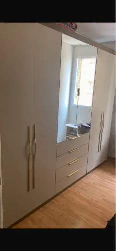 Vendo guarda roupa