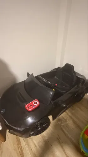 Carrinho elétrico infantil BMW 18 12v controle remoto 100v/240v