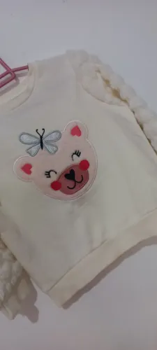 Blusa de frio peludinha tam 2 anos