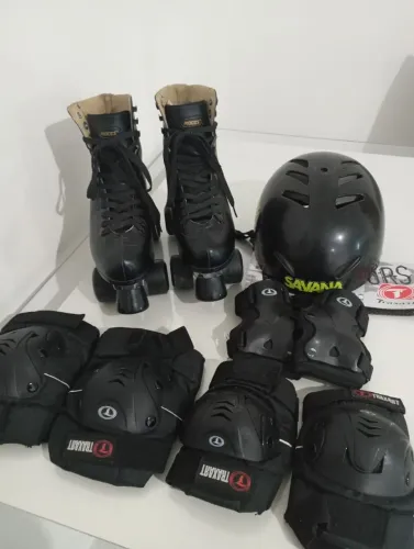 Patins Quad Roces RC2 Classic Black Base de Metal (n° 35-36) + Kit Proteção Traxart<br>
