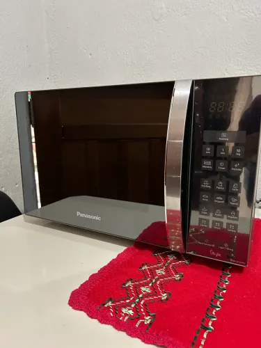 Microondas 32 litros Panasonic 127V - NOVO