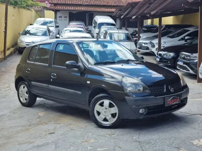 Renault Clio RT/ Privilège 1.6 16V 5P 2005