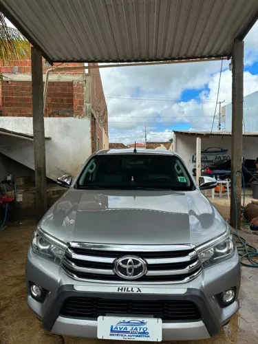 Toyota Hilux CD SRX 4X4 2.8 TDI 16V Diesel Aut. 2017