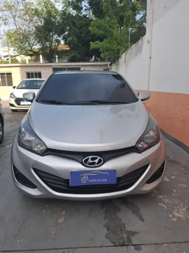 Hyundai HB20S C.style/c.plus1.6 Flex 16V Aut. 4P 2015