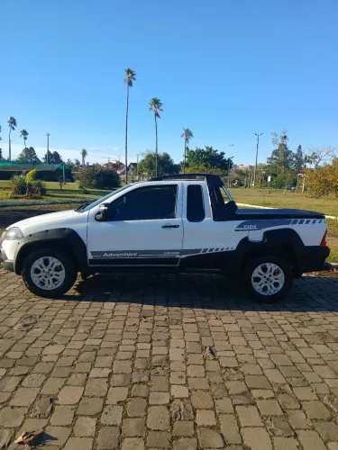 Fiat Strada Adventure 1.8/ 1.8 Locker Flex CE 2012