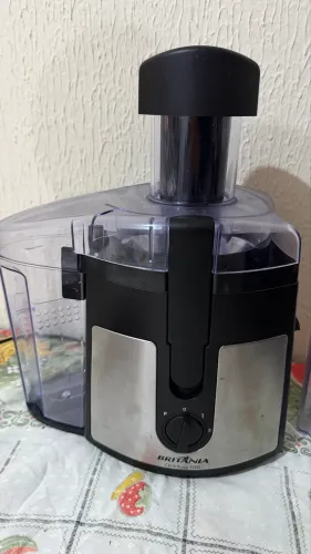 Centrífuga Britânia 1000w Semi Nova