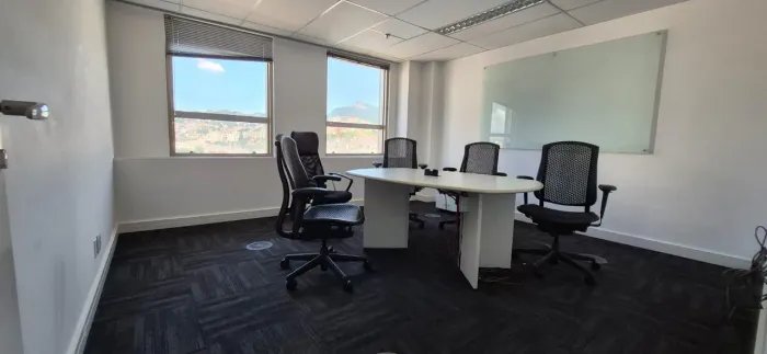 Sala Comercial com 5 Vagas na Cidade Nova, Rio de Janeiro