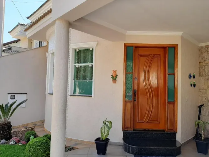 Linda Casa de 207m² no Condomínio Mirante Ipanema - Sorocaba