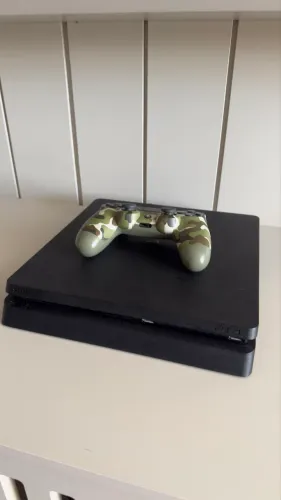 Playstation 4 Slim 1TB