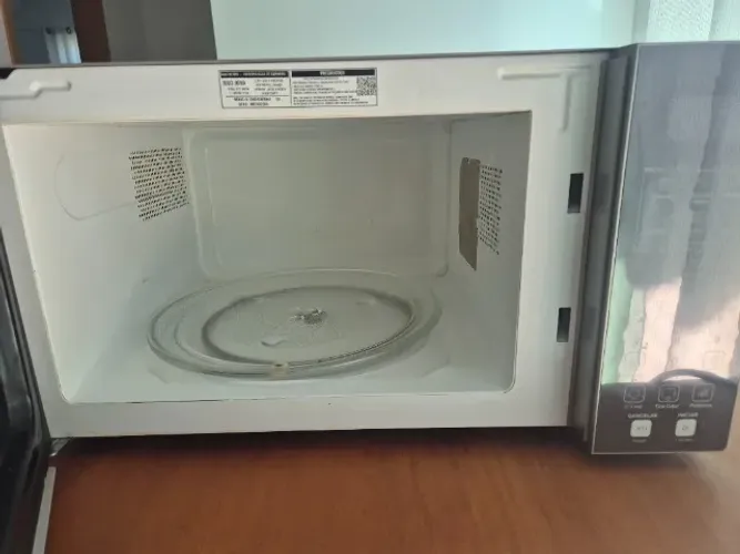 Microondas Consul 32L