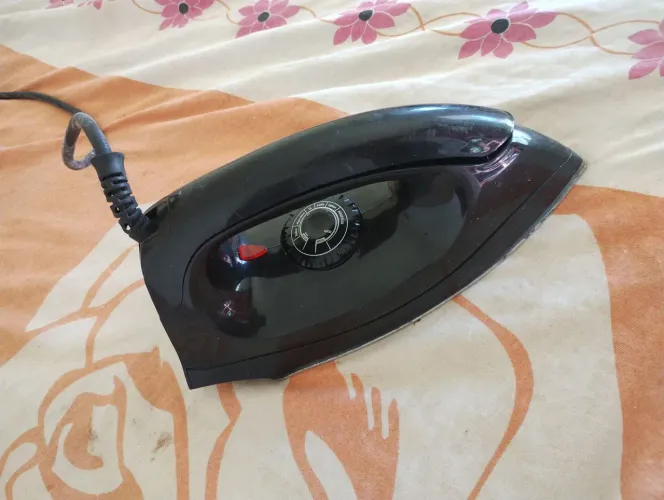 Ferro de passar roupas