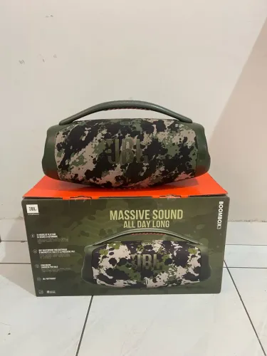 Boombox 3 Camuflada ,Acompanha Caixa Original 
