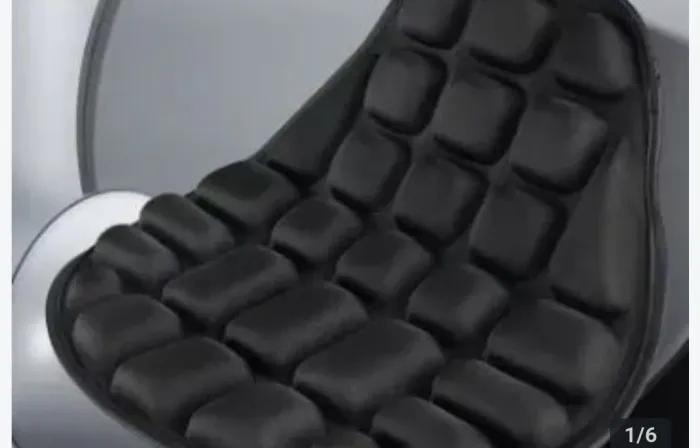 Assento contra impacto para motocicleta