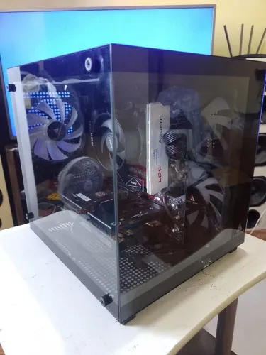 PC gamer Ryzen 5 5500, 16gb ram, SSD nvme 1 terabyte, B550M Aorus Elite, rx580 8gb