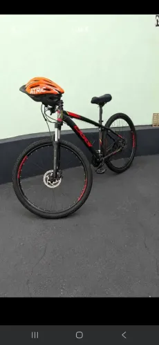 Bicicleta Bike Aro 29 Oggi Hacker HDs freio a disco SEM DETALHES