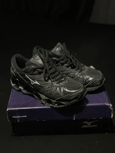 TÊNIS MIZUNO PRO7
