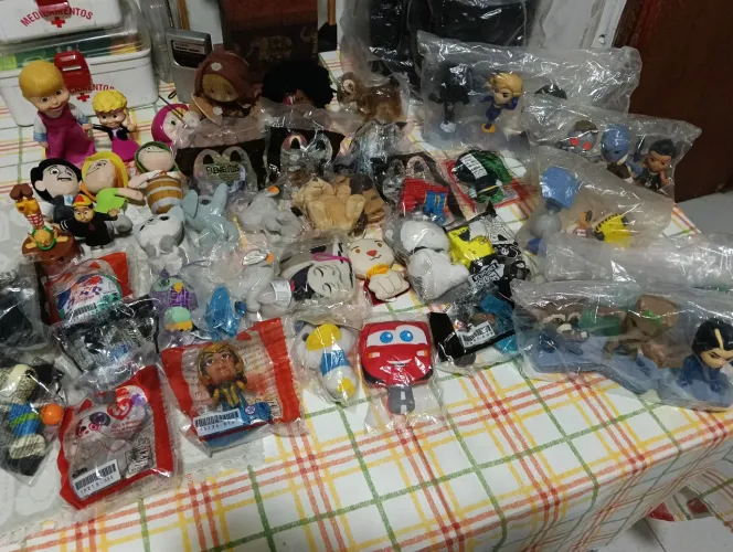 Variedades de brinquedo do McDonald's