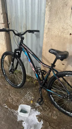 Vendo essa aro 29 eu troco por Gios ou Vikings