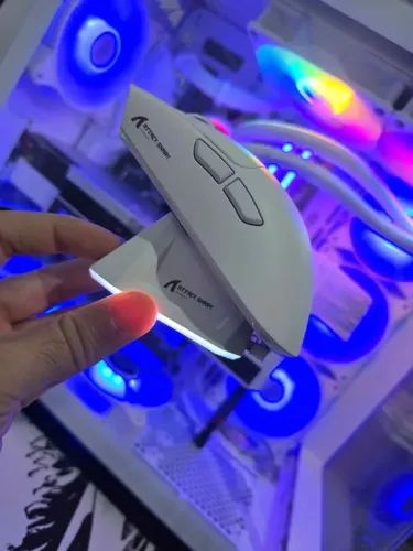 Mouse Gamer Attack Shark X11 PAW3311 com Doc de carregamento, software dedicado