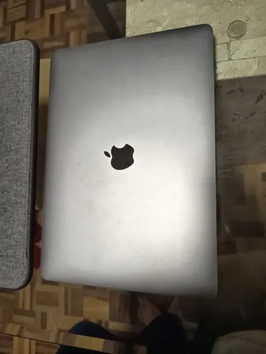MacBook Pro 2017 tela 13' polegadas 8GB RAM + carregador original e capa