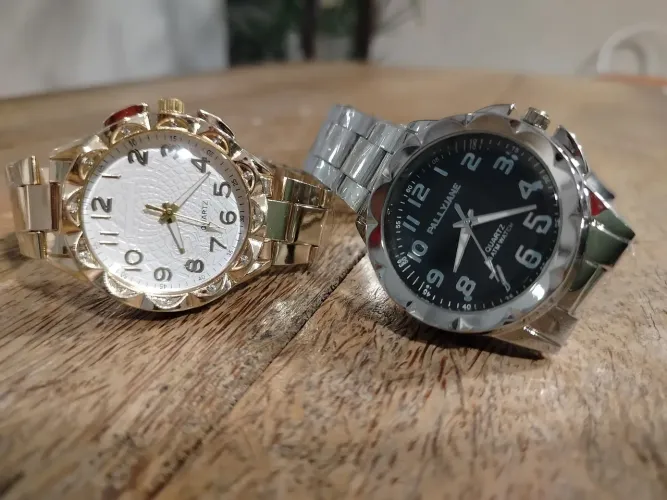 Relógio de luxo Feminino Prata ou Dourado