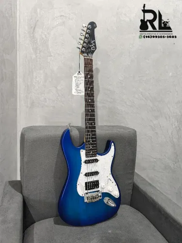Guitarra Ewa Fusion BR superstrato azul